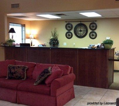 Chisholm Suite Hotel Duncan Екстериор снимка